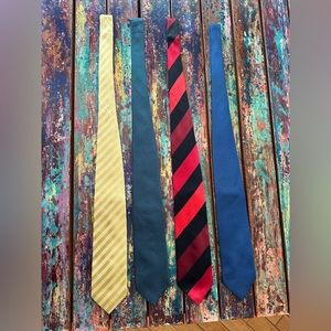 Landisum of Himalaya 4 Tie Bundle. Size OS.